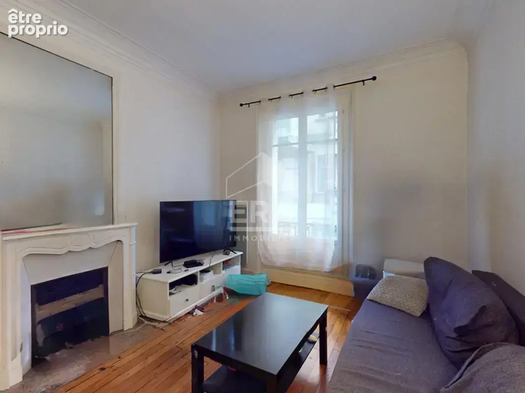2 pièces 40m2 - Mairie du XVème / Vaugirard - Charme de l'ancien - photo 2