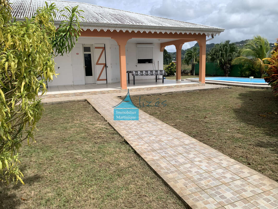 Maison à LE LAMENTIN