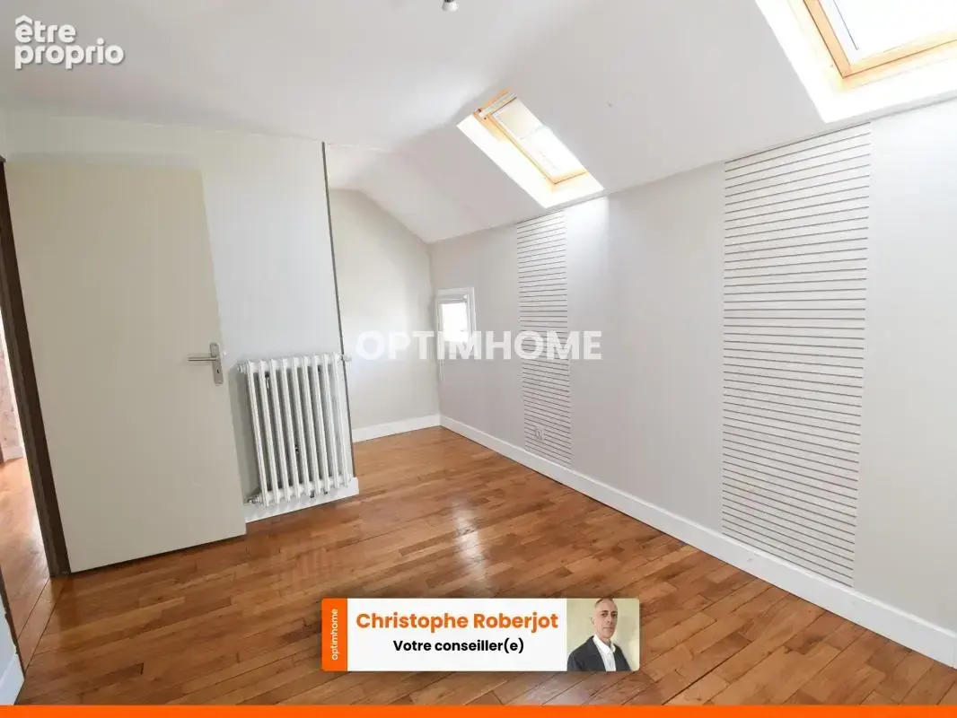 La campagne à la ville ! Jolie maison de 118m2 habitables avec garage et cour dans le quartier prisé de Chalon sur Saône et à 35 - photo 15