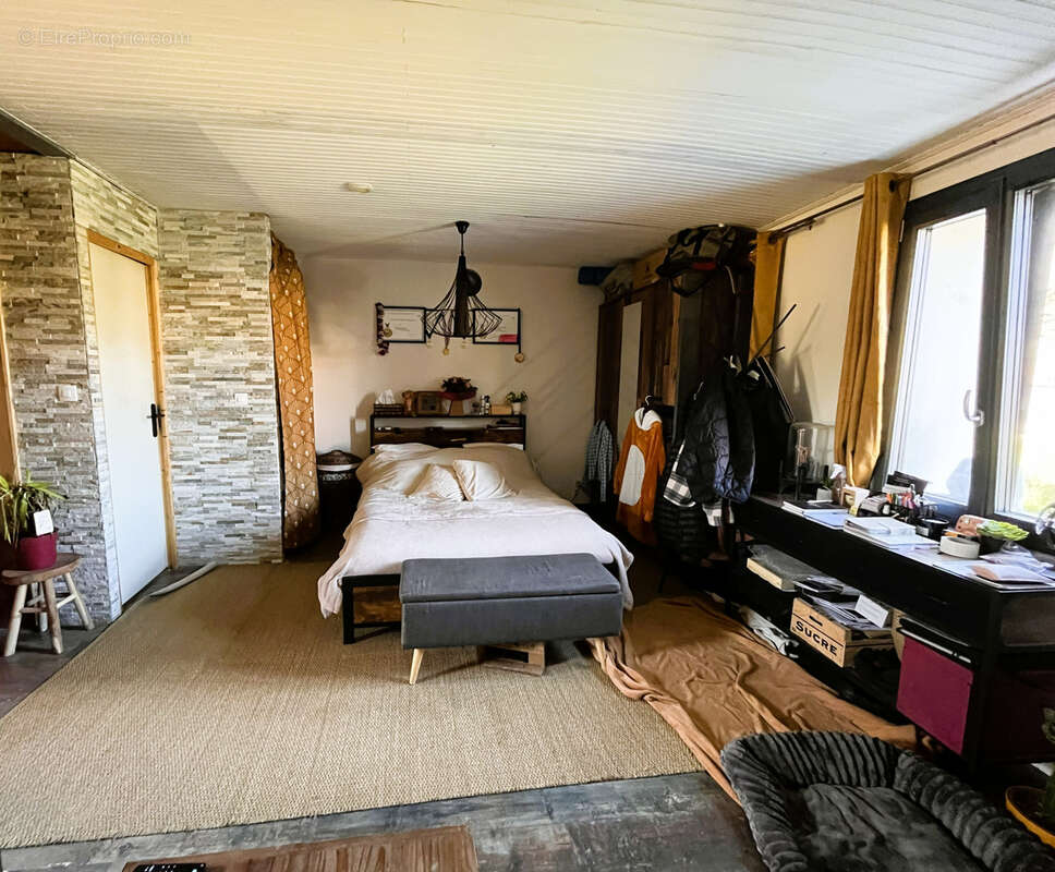 Maison à NIEUL-LE-DOLENT