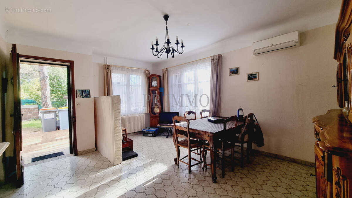 Maison à SAINT-RAPHAEL
