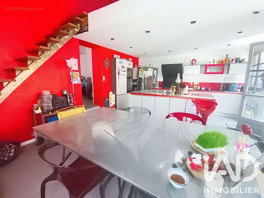 Maison 228 m² à Romorantin-Lanthenay  - photo 3