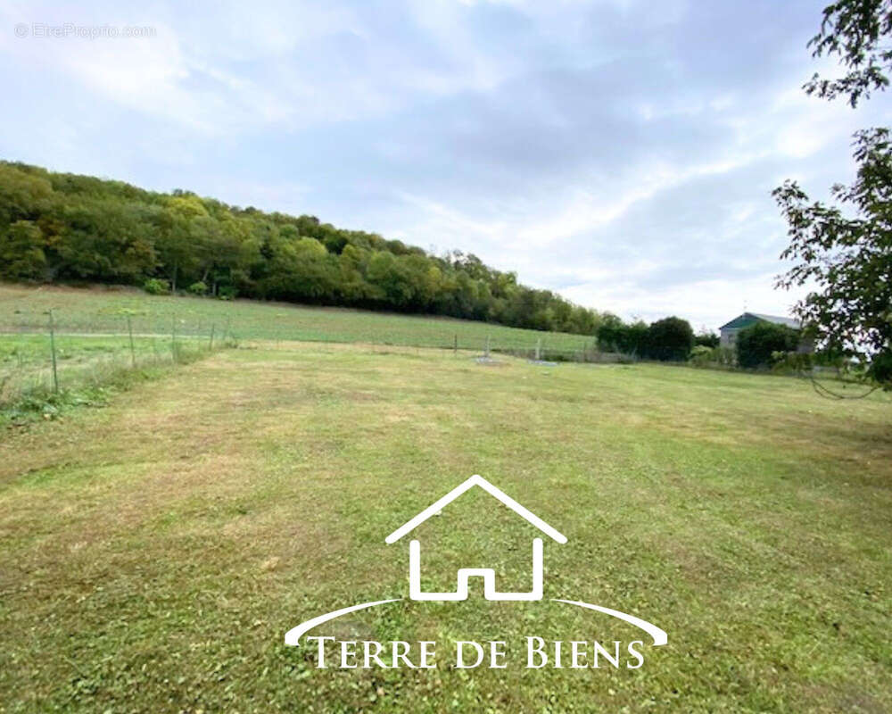 Maison à VIC-SUR-AISNE