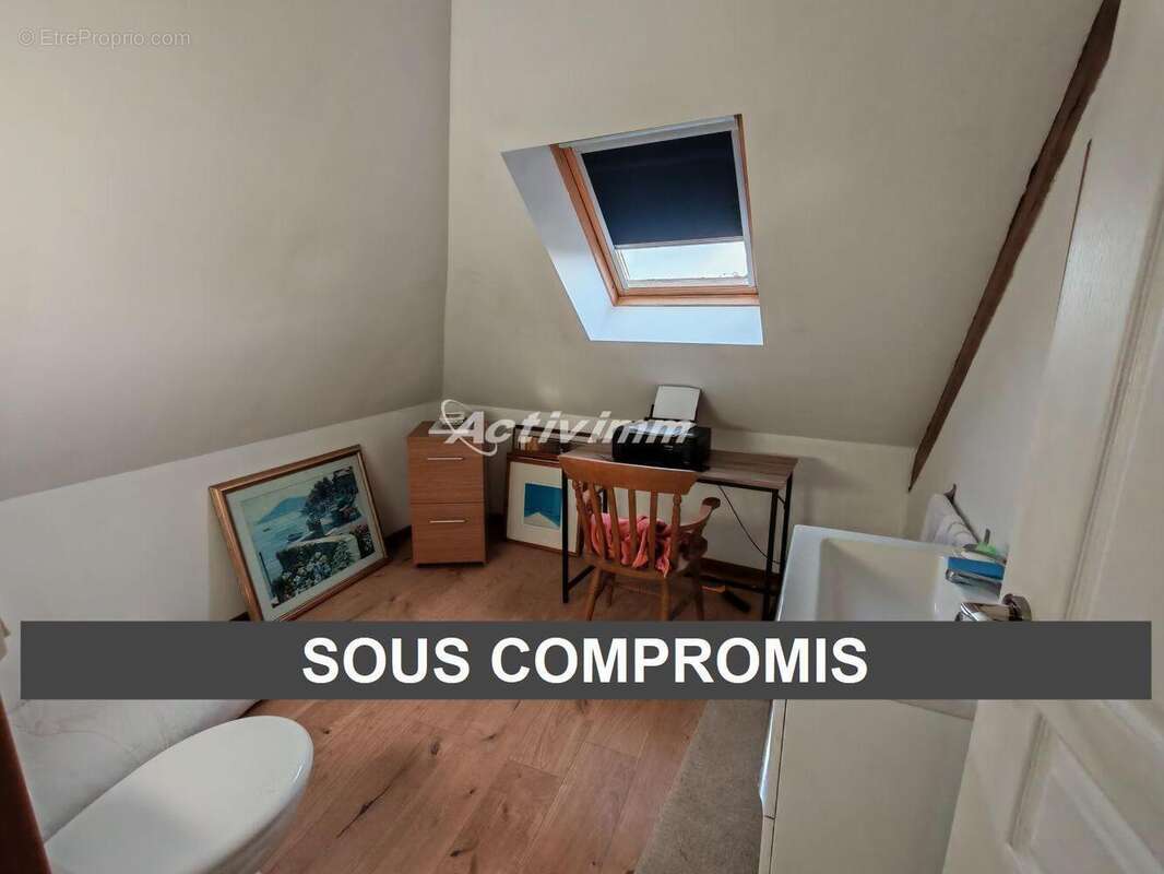 4285 17 - Maison à AZINCOURT