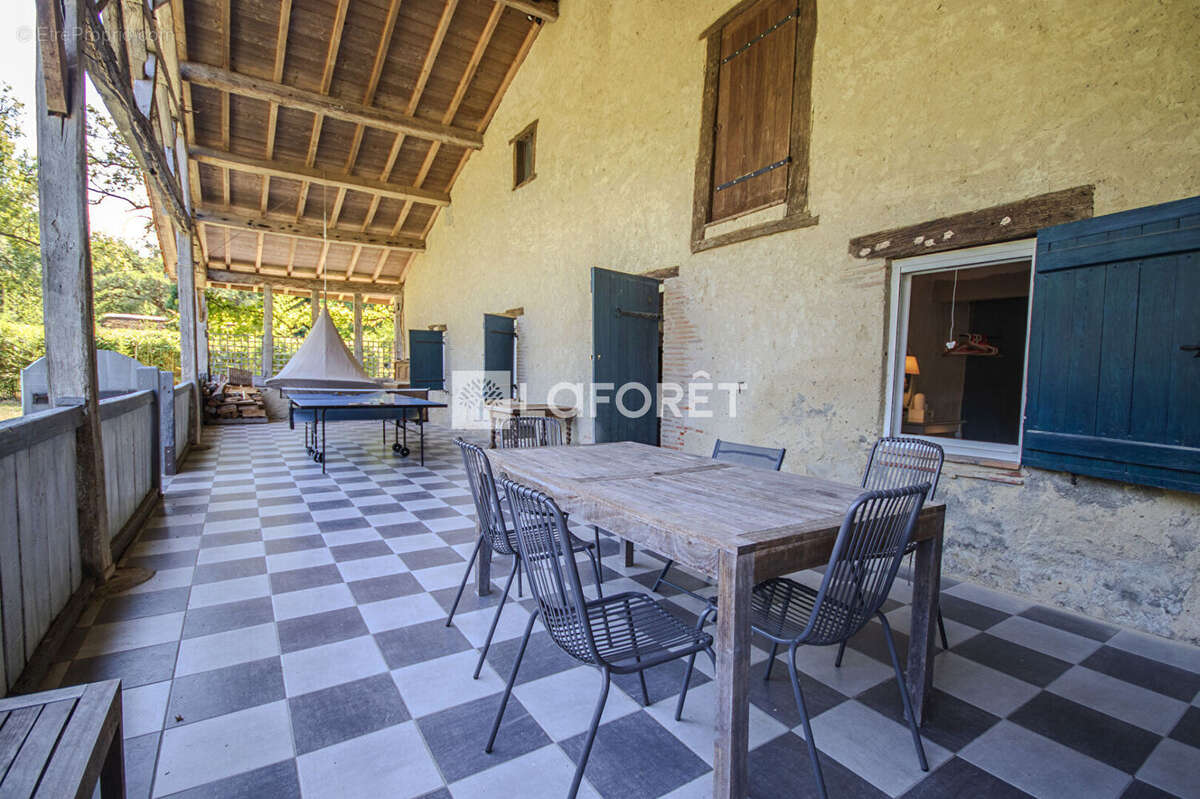 Maison à CASTELJALOUX