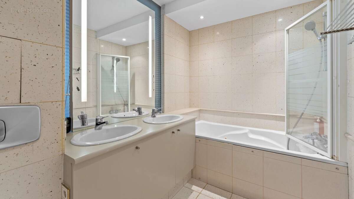 Appartement à GARCHES