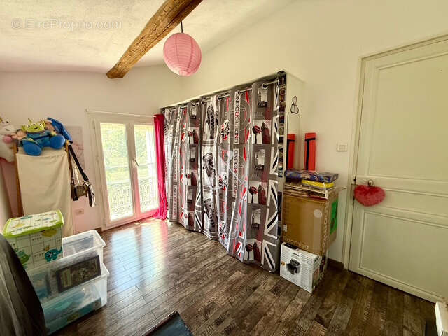 Appartement à GREASQUE