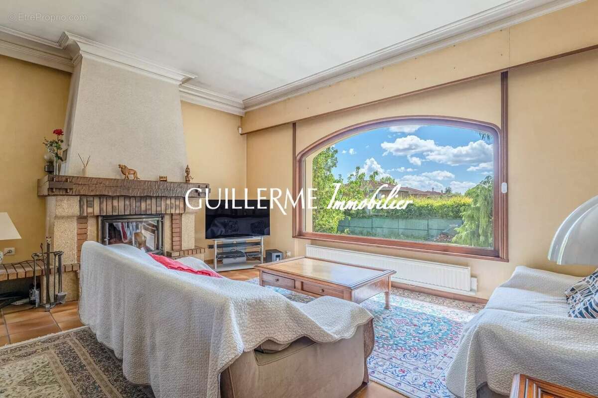 Maison à DARDILLY
