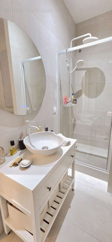 Appartement à PARIS-7E