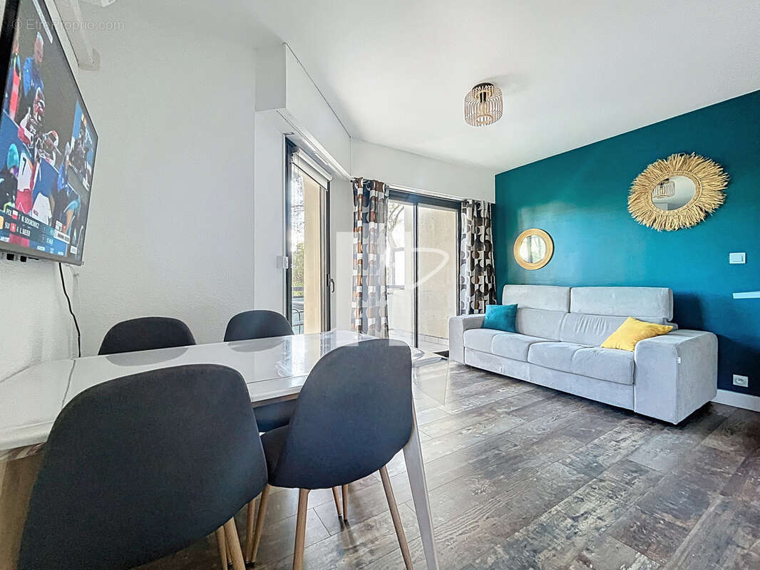 Appartement à SAINT-RAPHAEL