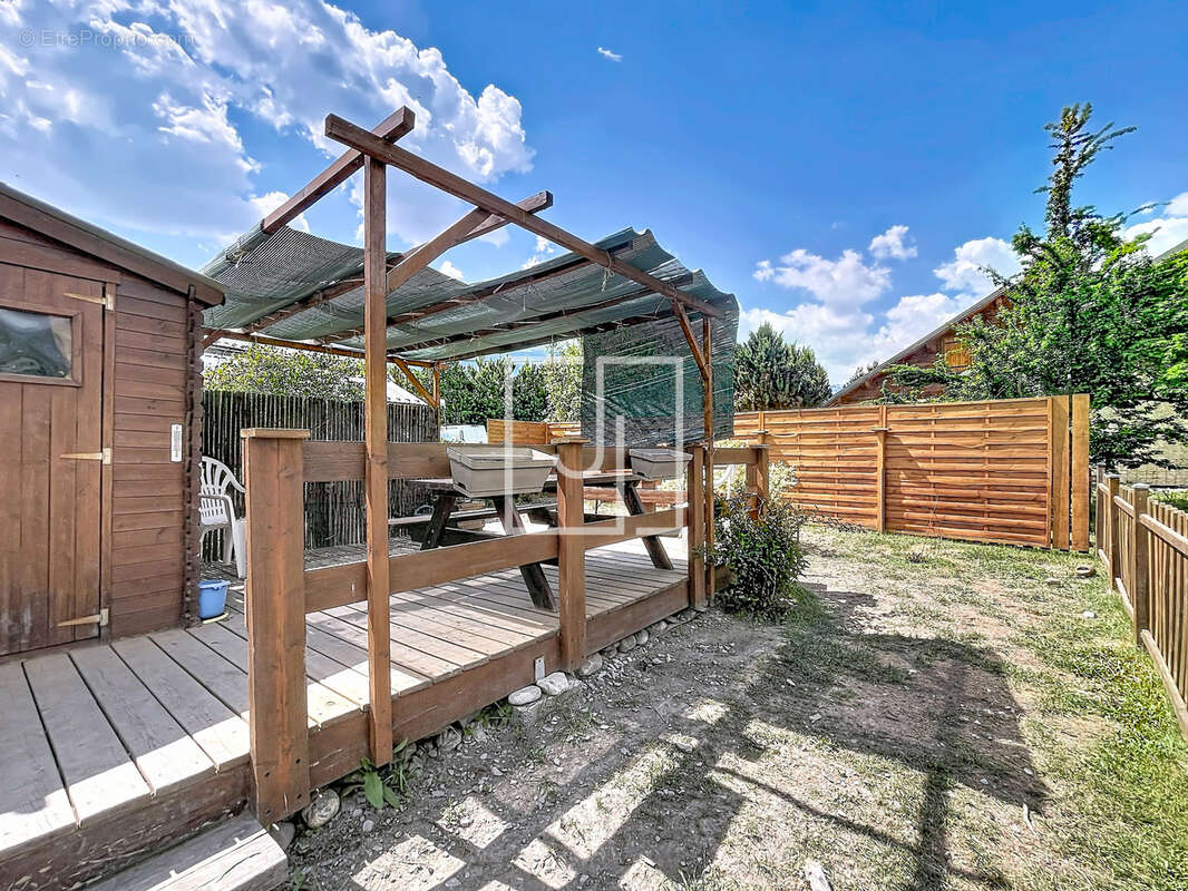 Appartement à JAUSIERS
