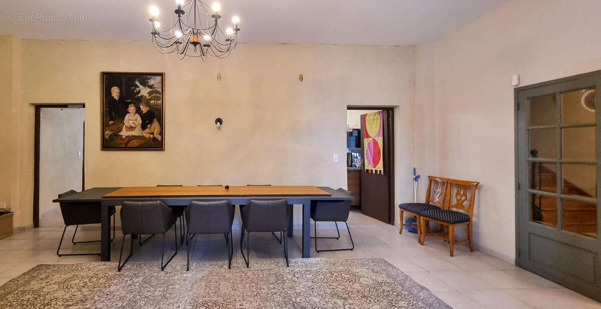 salle a manger - Maison à SAISSAC