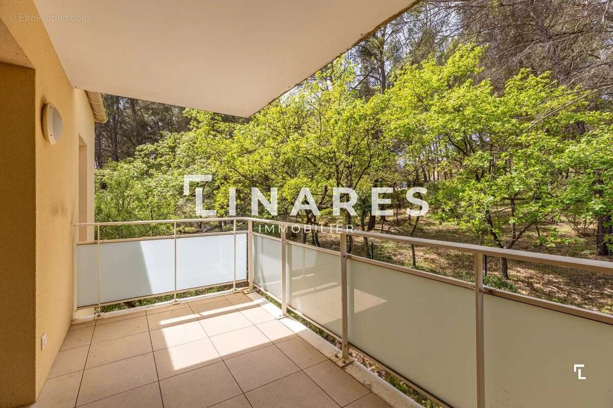 Appartement à ROUSSET
