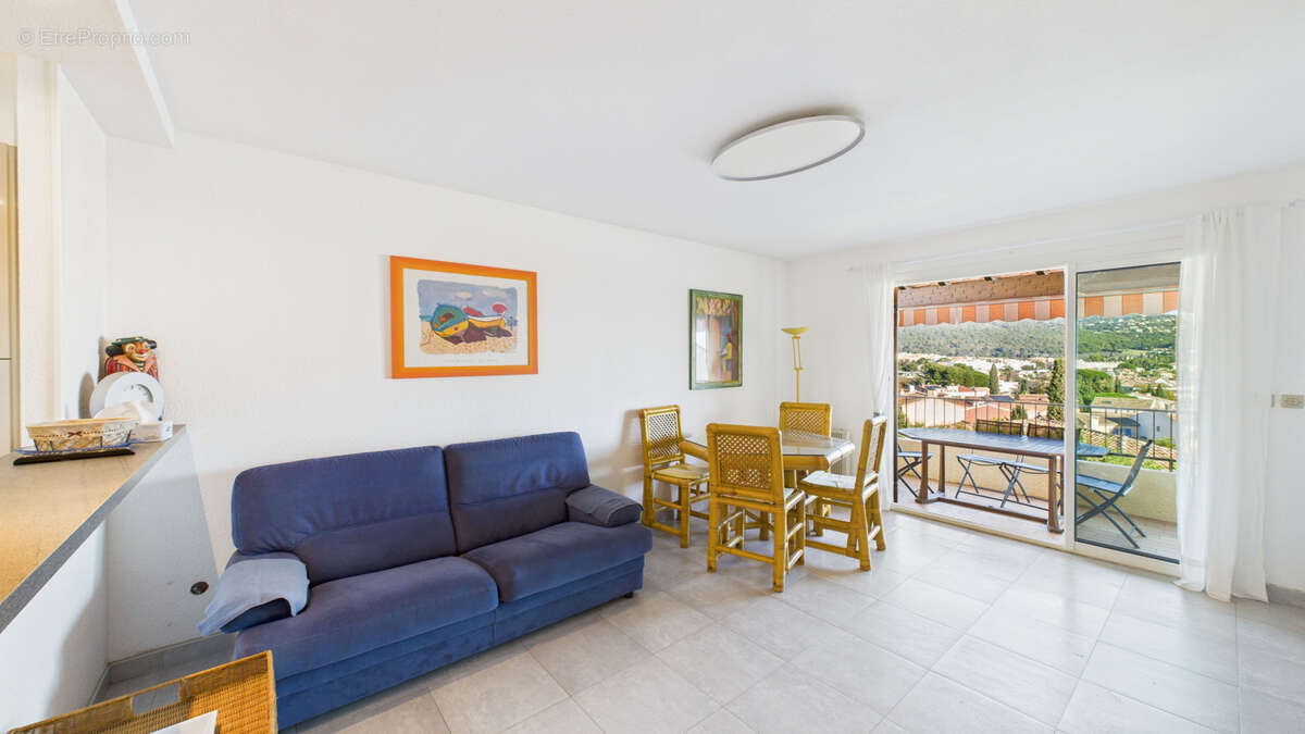Appartement à CARQUEIRANNE