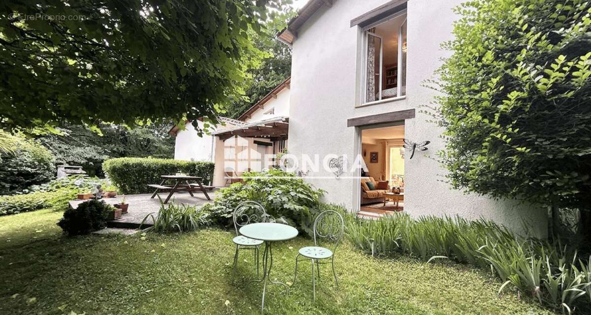 Maison à CHANCELADE