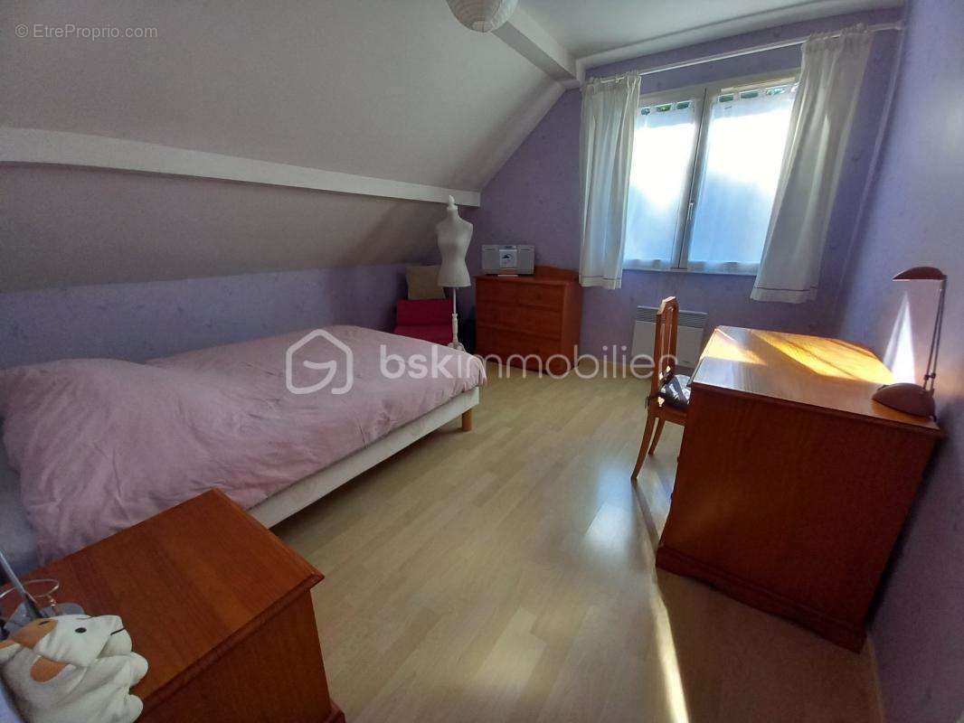 Maison à BEAUCROISSANT