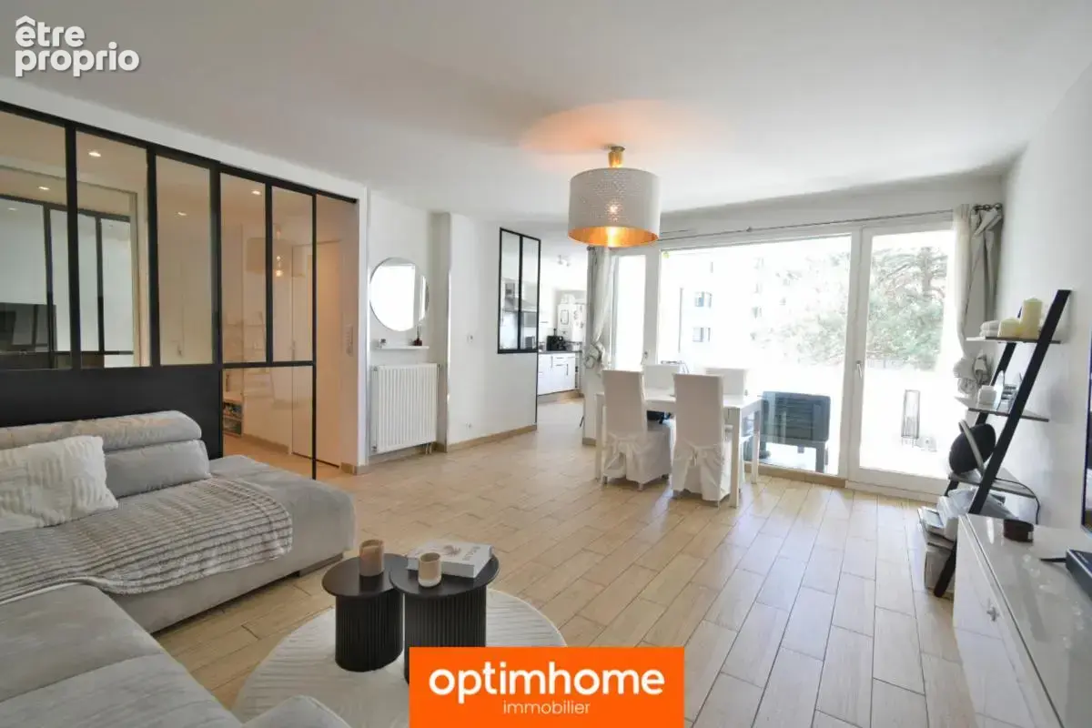 Appartement à SAINT-JACQUES-DE-LA-LANDE