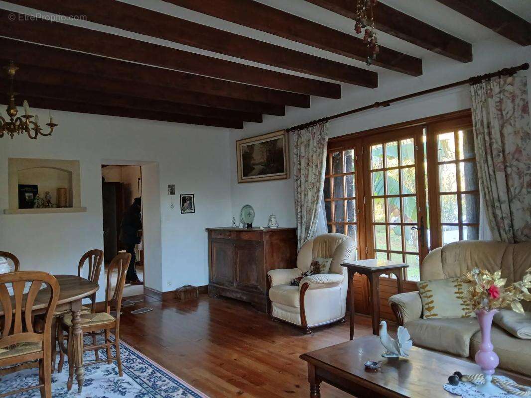 Maison à MONTCHAUDE