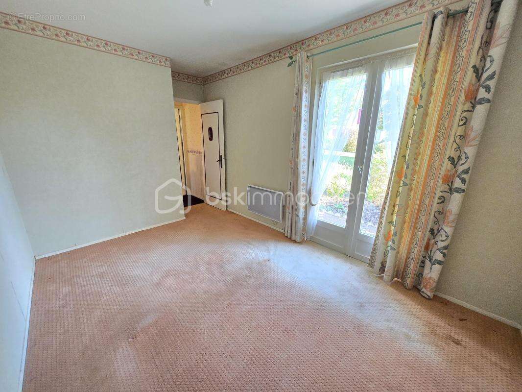 Maison à COULANGES-LES-NEVERS