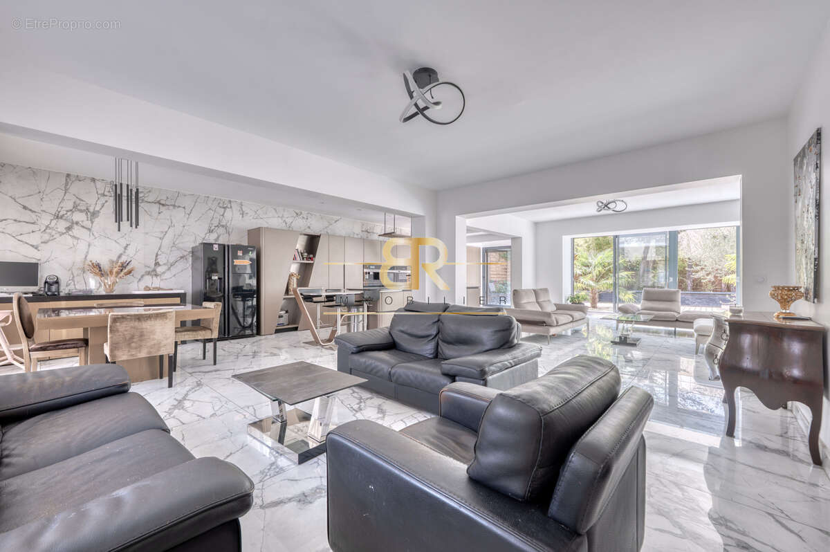 Maison à JOINVILLE-LE-PONT