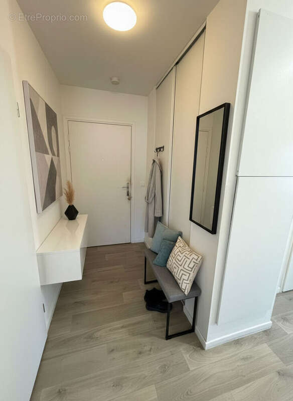 Appartement à SANTENY