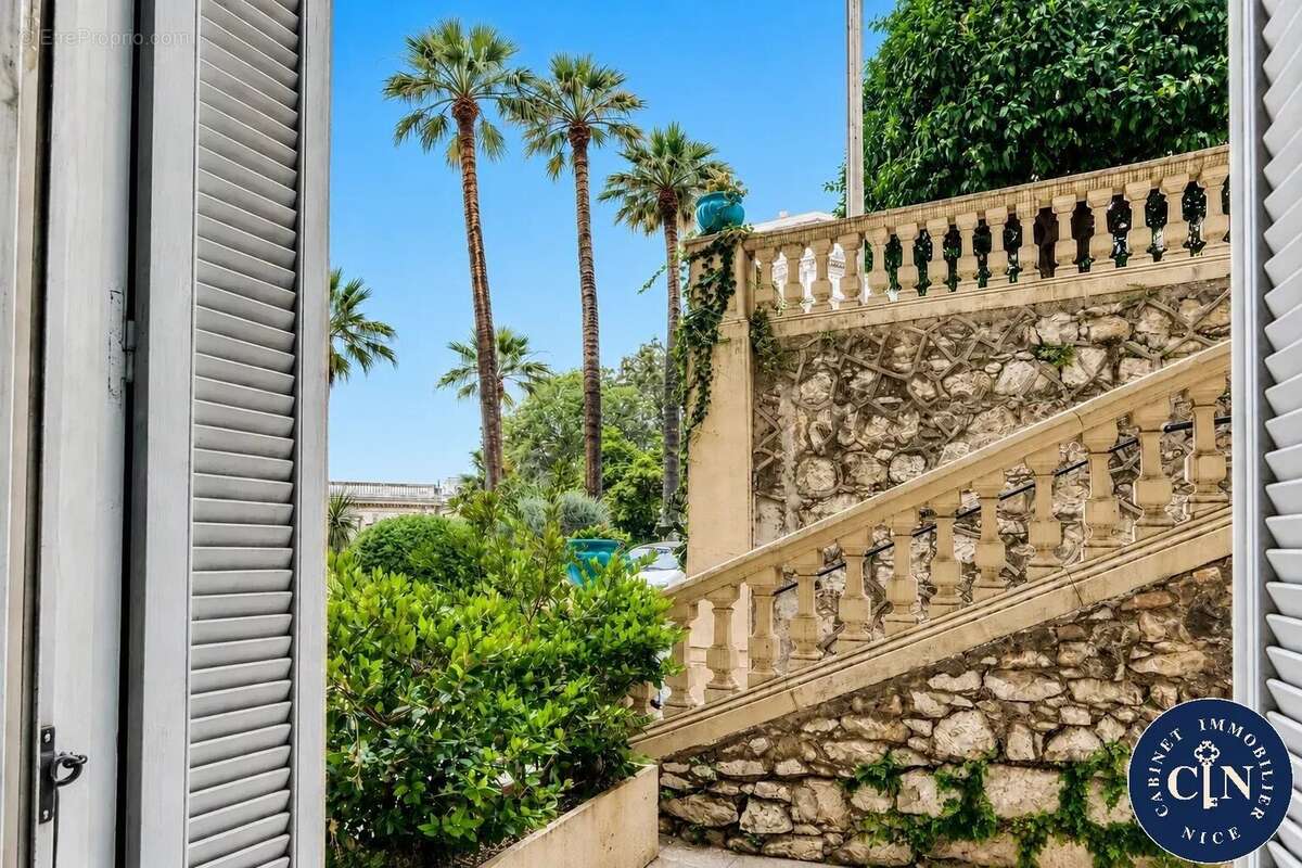Appartement 62 m² à Nice  - photo 2