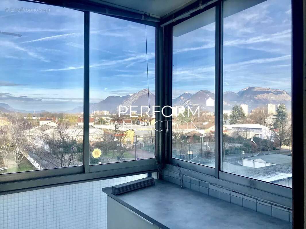 Appartement à ECHIROLLES