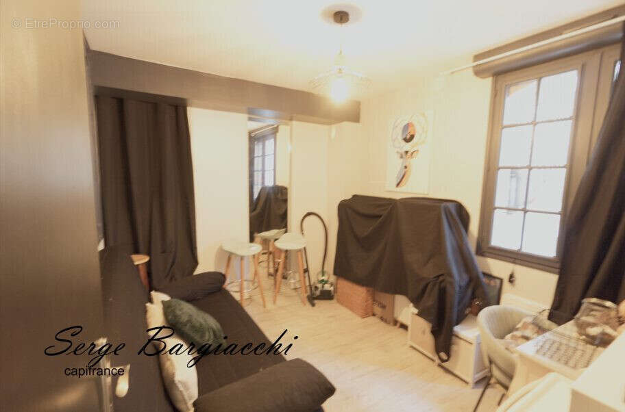 Appartement 210 m² à Henin-Beaumont  - photo 8