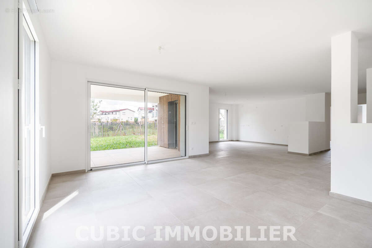 Appartement à ARNAS