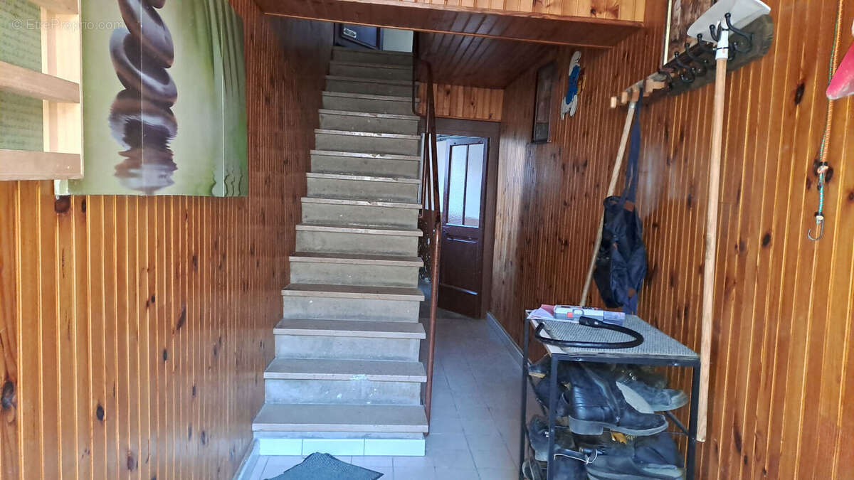 Maison Tonnerre 5 pièce(s) 125 m2 - photo 2