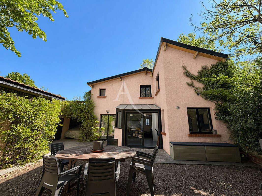 Maison Le-perreux-sur-marne 6 pièce(s) 118 m2 - photo 2