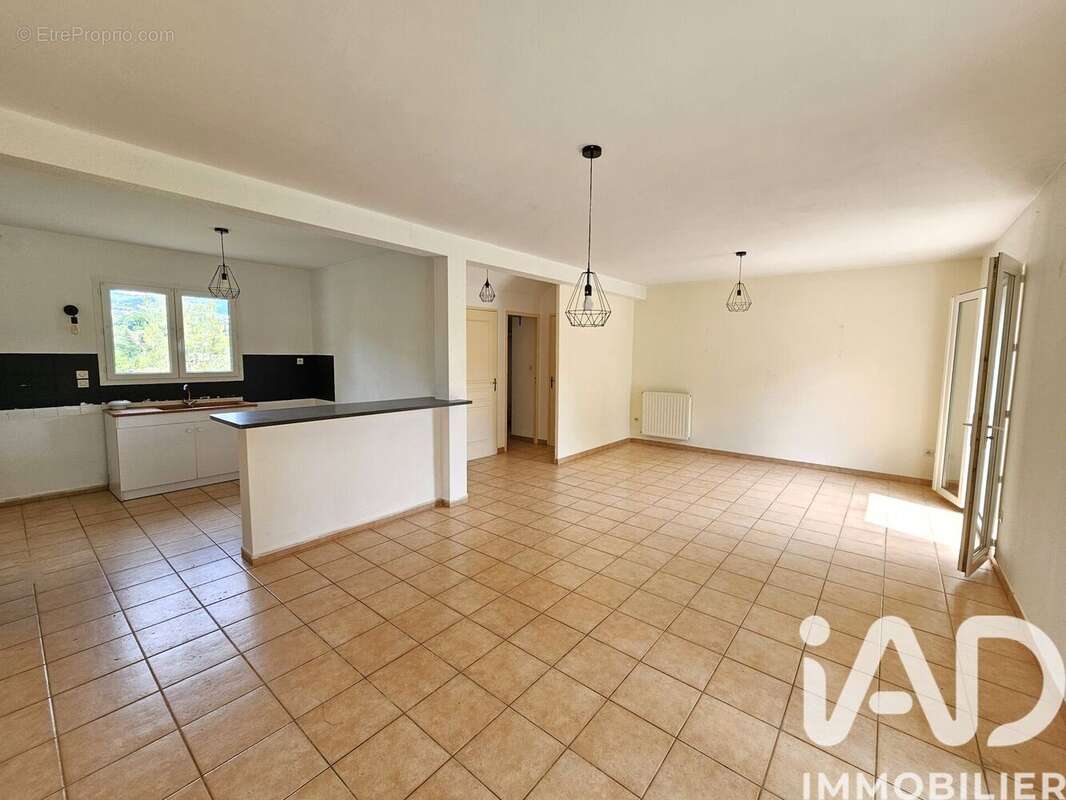Photo 2 - Maison à PRIVAS
