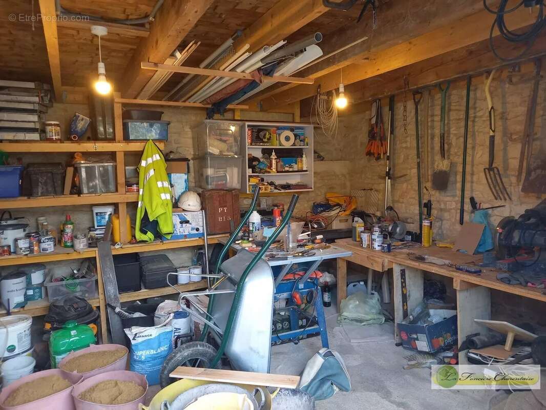 Maison à SAINT-FRAIGNE