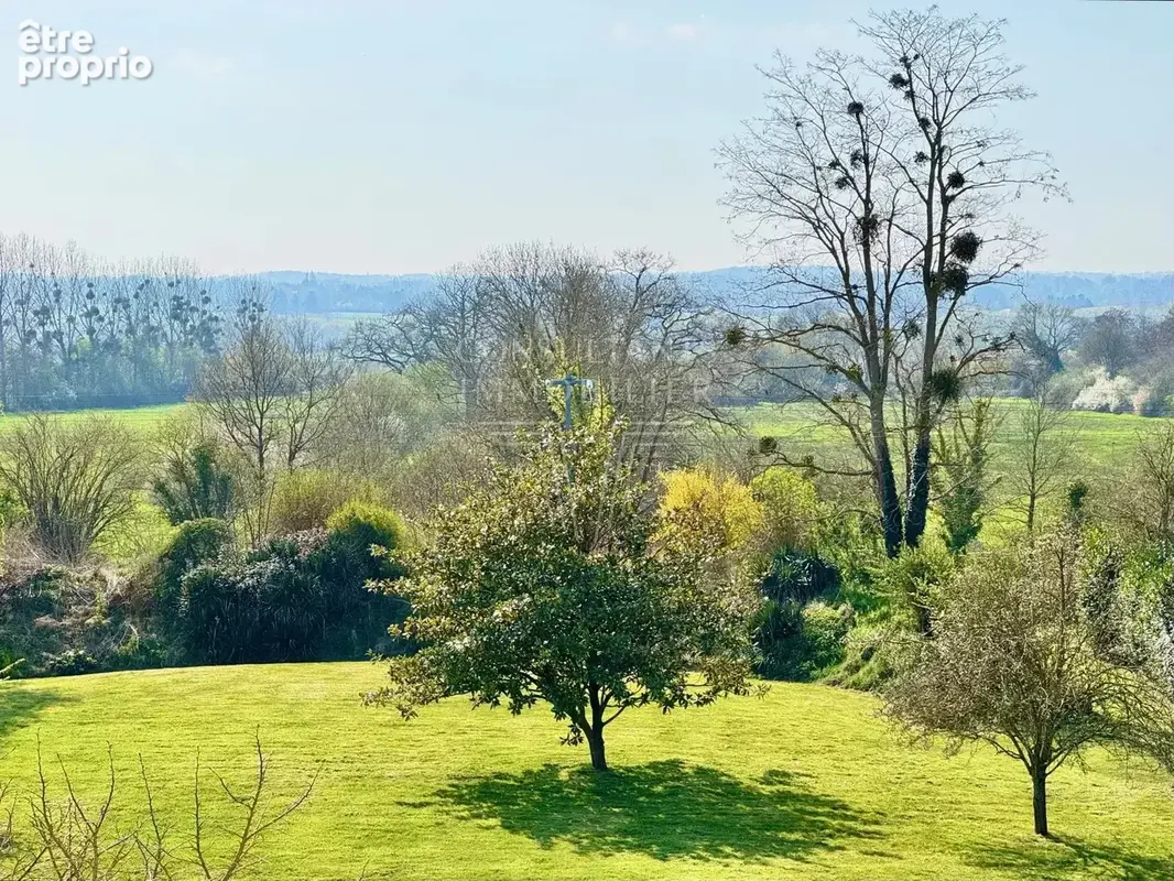 Villa anglo-normande terrain plus d'1ha. - photo 4