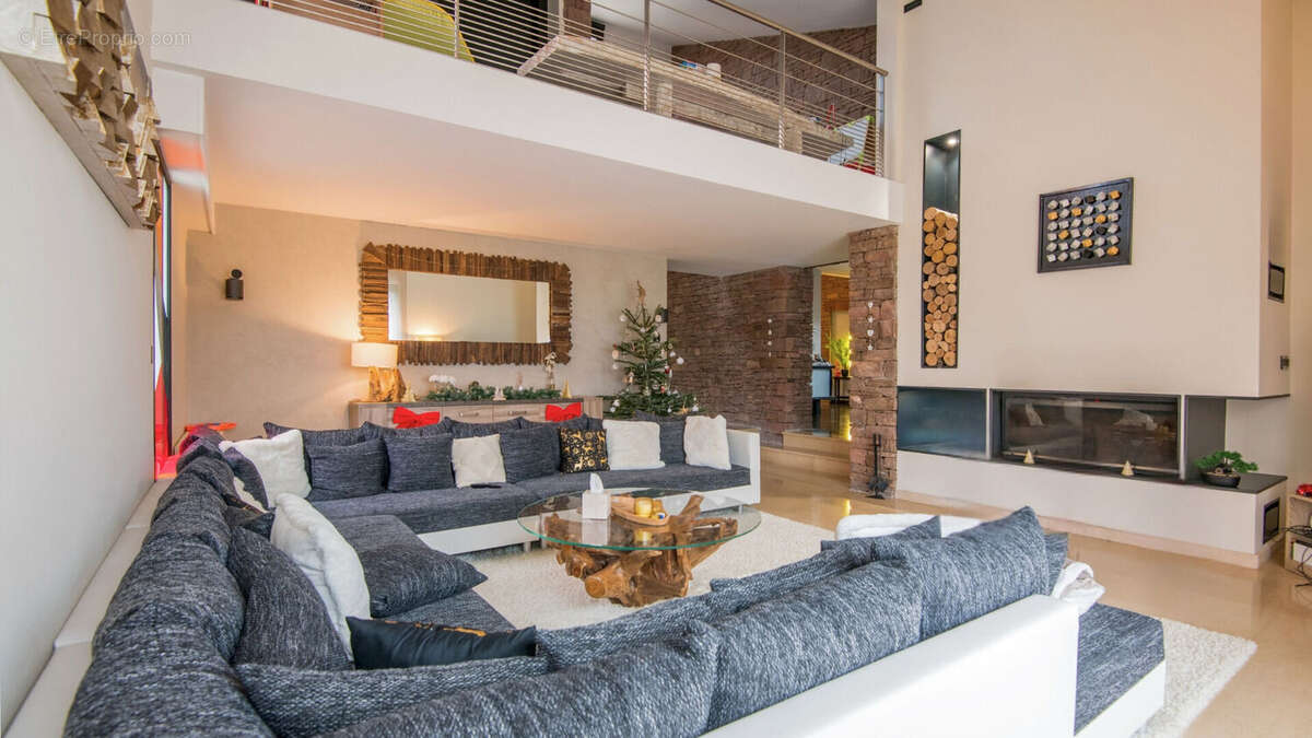 Maison à SAINT-AFFRIQUE