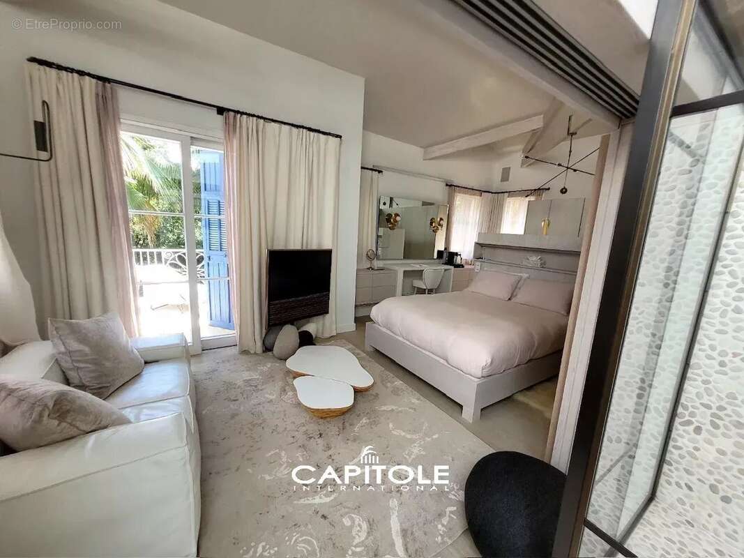 Maison à ANTIBES