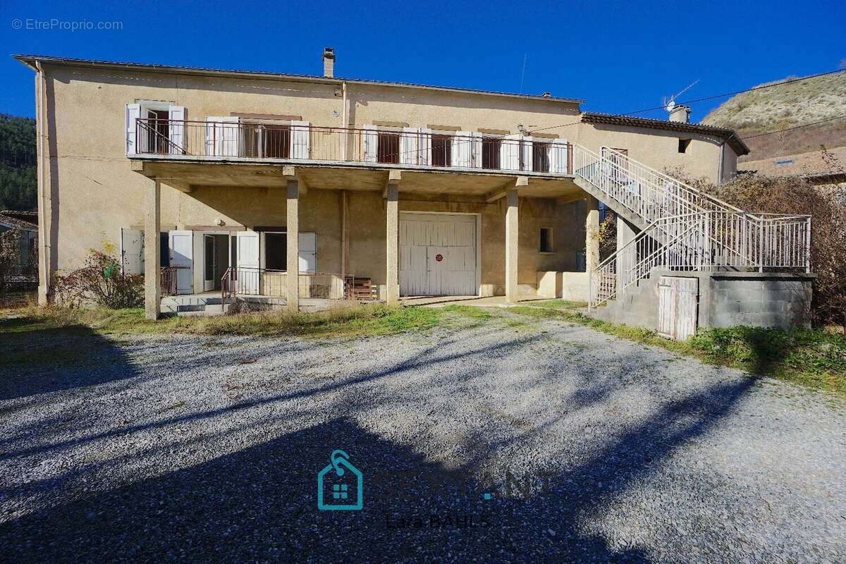 Maison à BARREME
