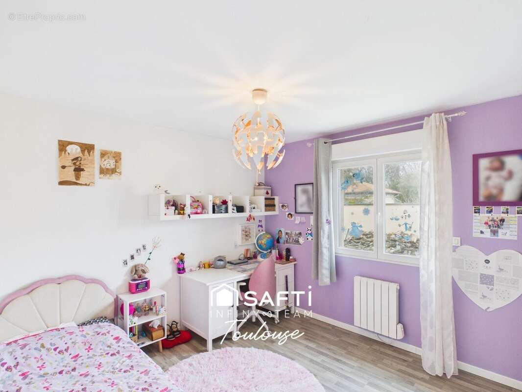 Maison 140 m² à Cugnaux  - photo 6