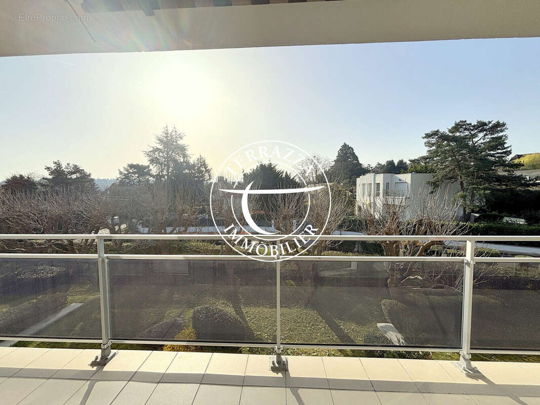 Appartement à LOUVECIENNES