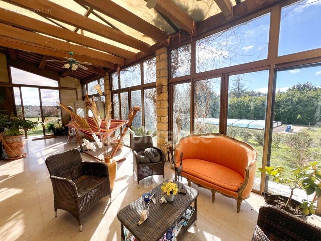 À vendre Villa d’Exception à Reillanne (04110) – 120 m², 5 Pièces, 4 Chambres, Piscine 10x5, Terrain Clos 9 000 m², Calme Absolu - photo 10