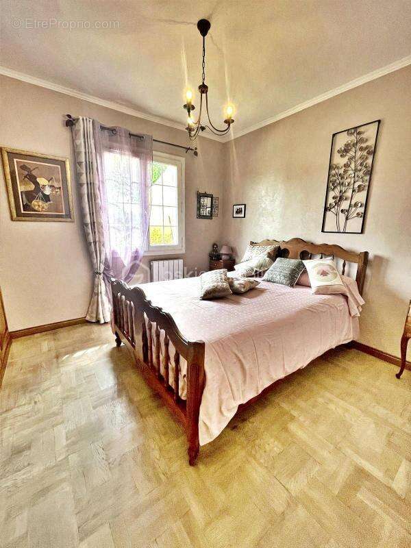 Baisse de prix pour cette Maison de 5 pieces avec piscine, garage et jardin- calme et confort assurés - photo 9