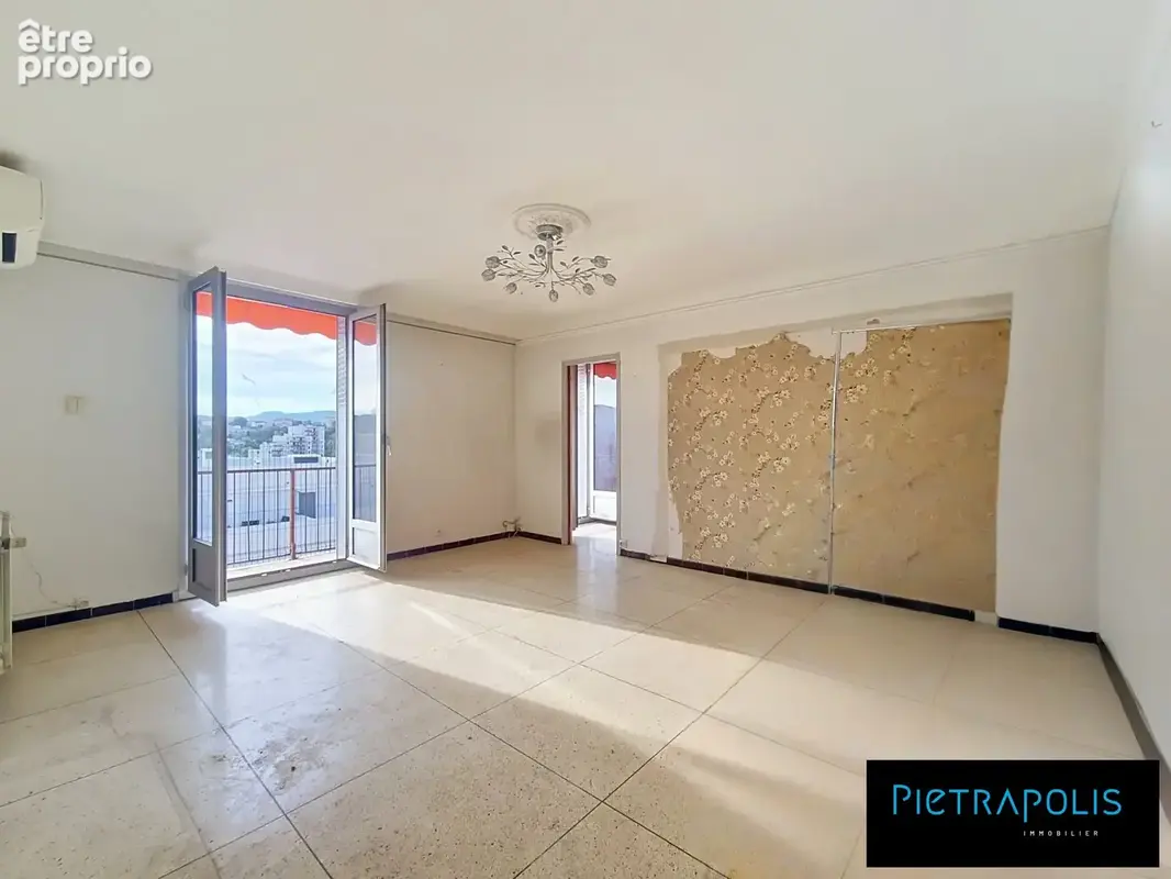 Appartement 3 pièces 71 m² à vendre à Marseille-13e (13013) - photo 2