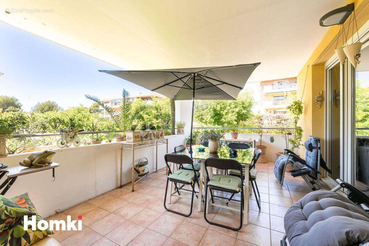 Appartement T3 de 72 m² avec grande terrasse à Parc Athéna Marseille 13013 - photo 3