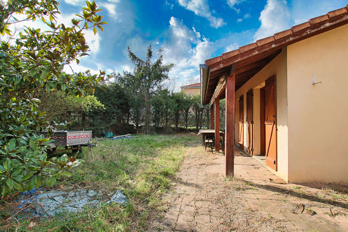 Maison St Pierre De Chandieu - photo 8
