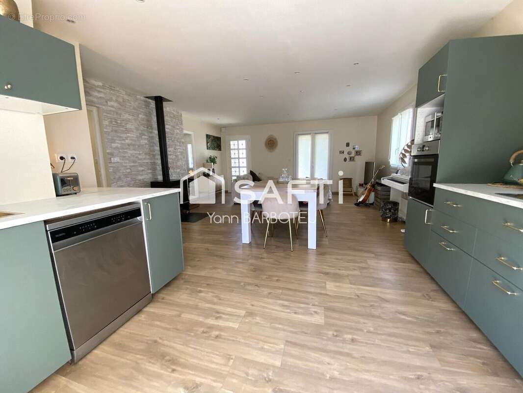 Maison 80 m² à Corneilla-Del-Vercol  - photo 6