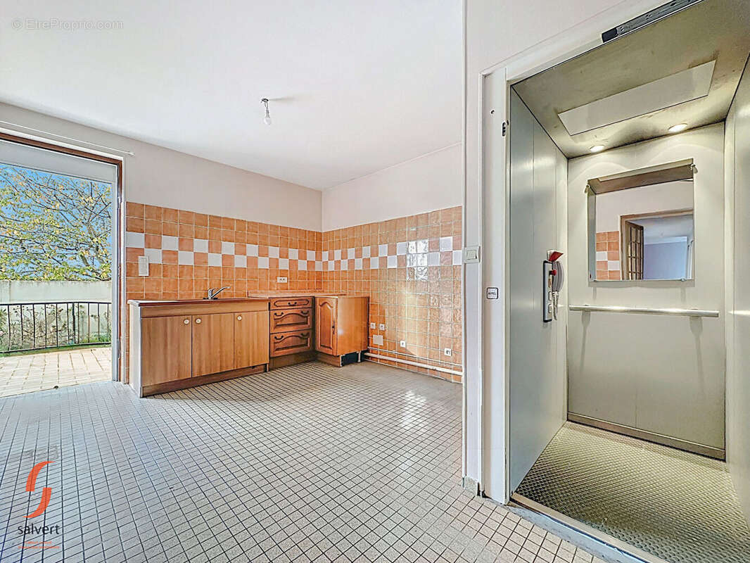 Maison à SAINT-VICTOR