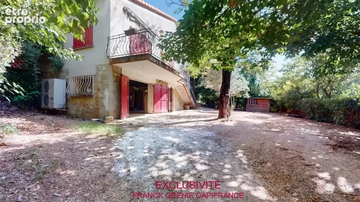 Tourves – maison à rénover 151 m² – 5 chambres – garage 60 m² – terrain 1 210 m² – panneaux solaires - photo 15