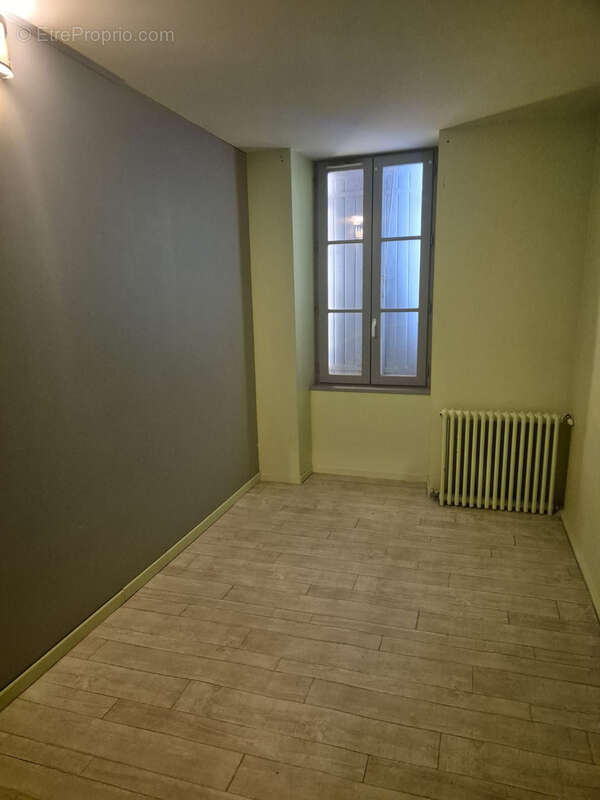 Appartement à SAUVETERRE-DE-GUYENNE