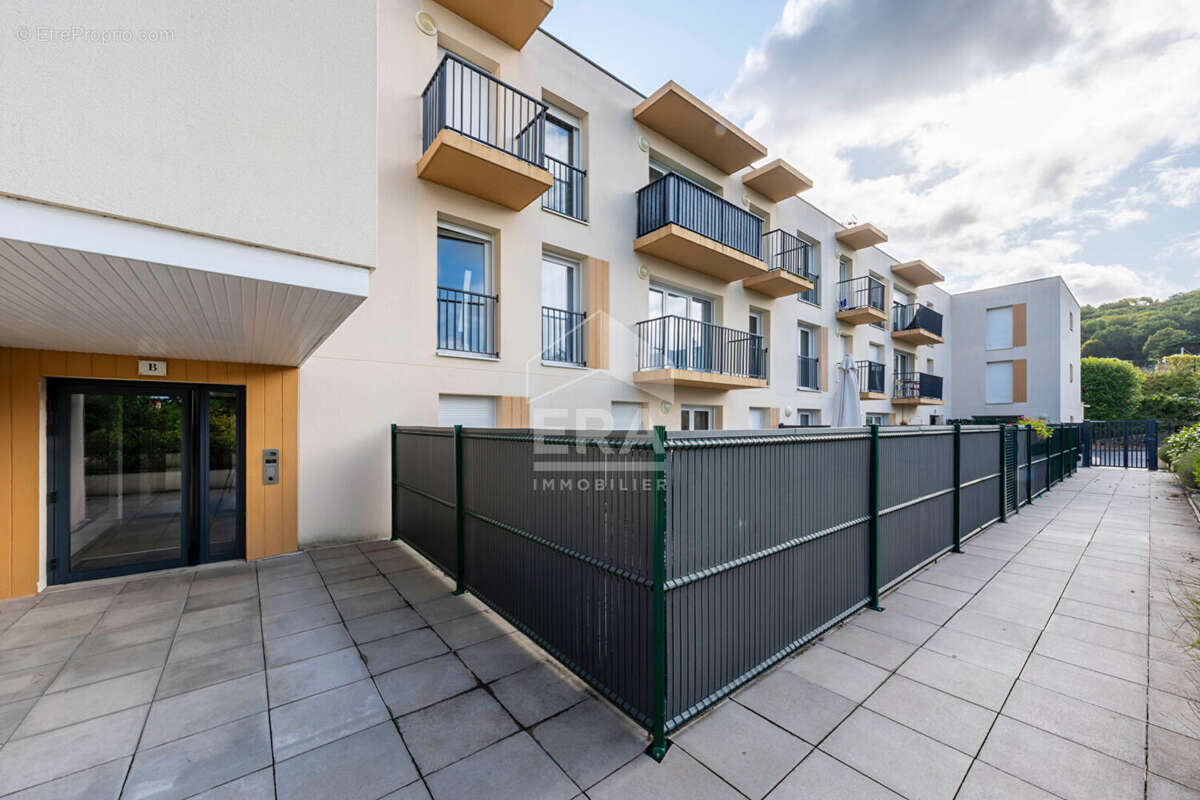 Appartement à LA FERTE-ALAIS