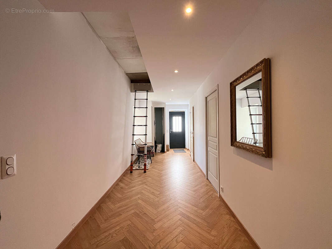 Maison individuelle avec dépendances ! - photo 8